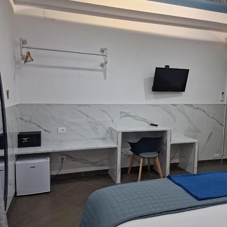 Ari Guest House ลาสเปเซีย ภายนอก รูปภาพ