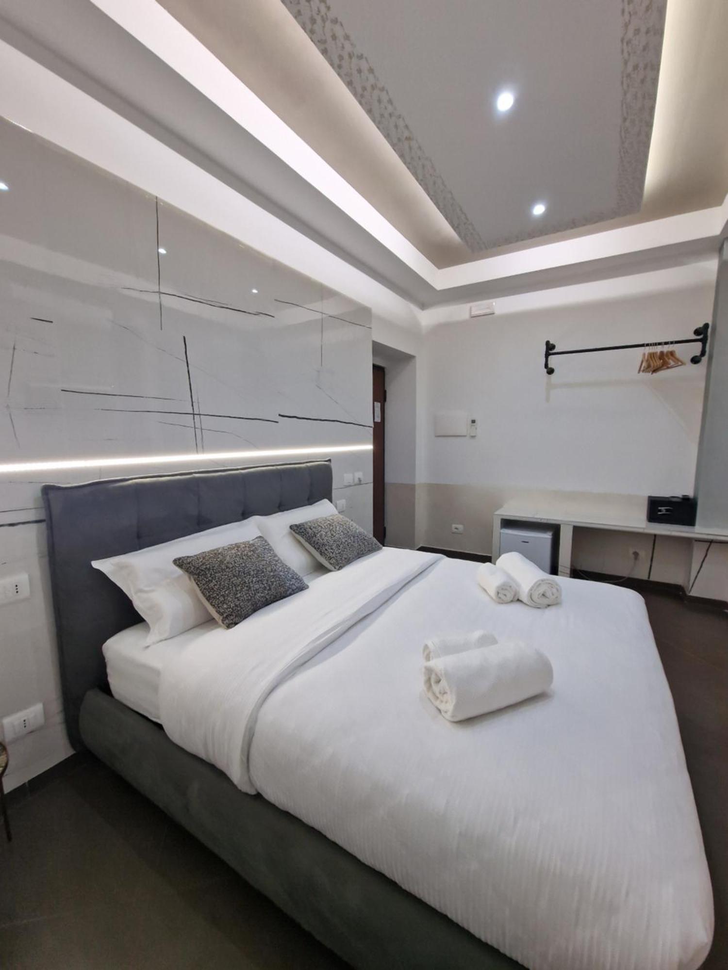 Ari Guest House ลาสเปเซีย ภายนอก รูปภาพ