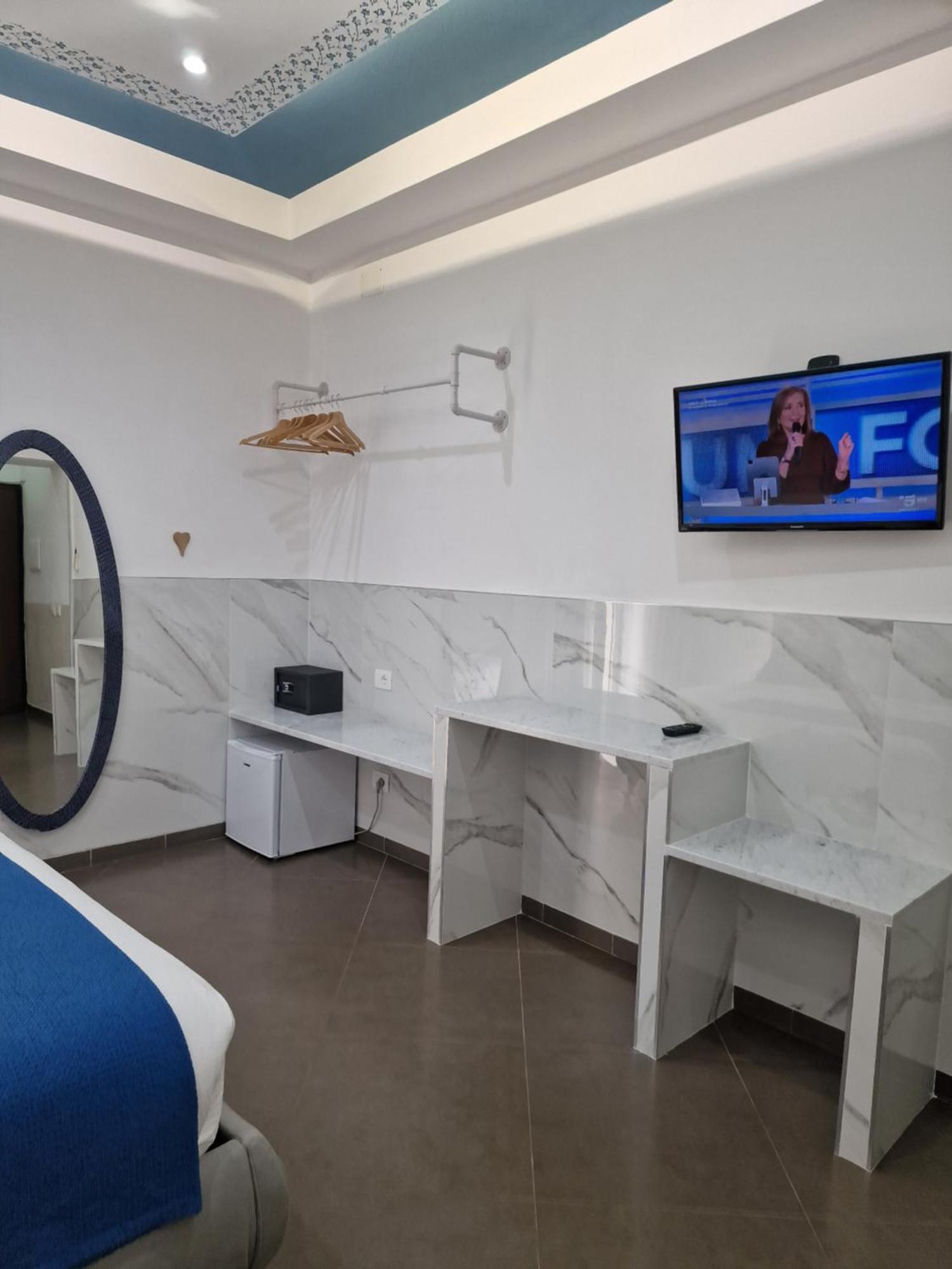 Ari Guest House ลาสเปเซีย ภายนอก รูปภาพ