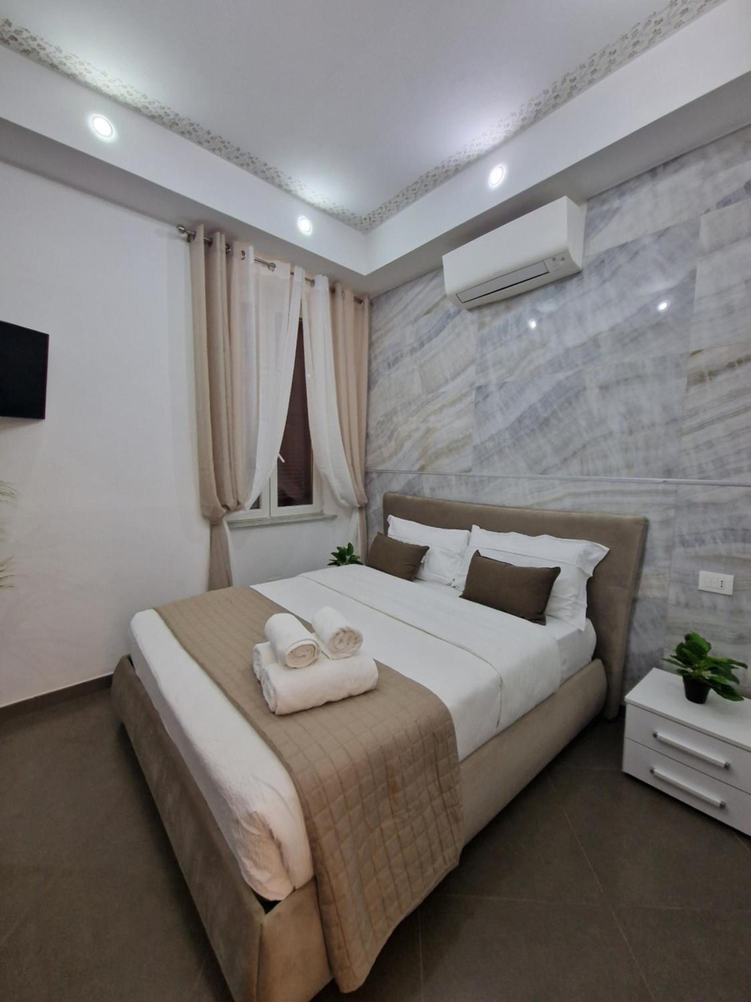 Ari Guest House ลาสเปเซีย ภายนอก รูปภาพ