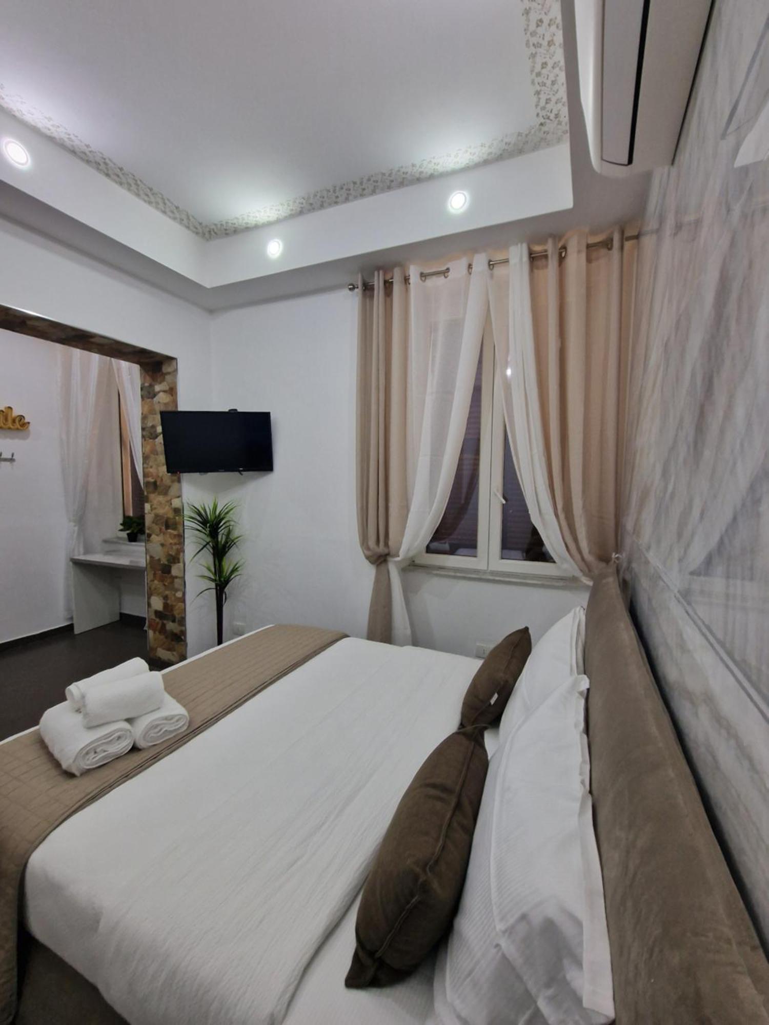 Ari Guest House ลาสเปเซีย ภายนอก รูปภาพ